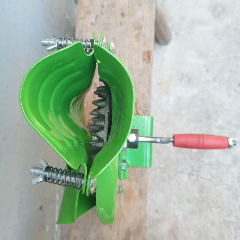 Corn Sheller Machine - Handkurbel-Maisdrescher, Mini Manueller Maisschäler, Haushalts-Maiskernentferner, Landwirtschaftliches