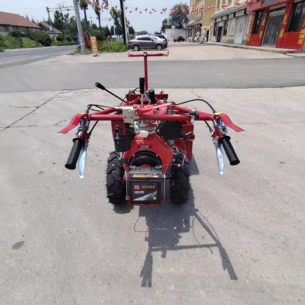 Combine Harvester Mini - Mini-Maiserntemaschine Kleiner Mais-Kombimähdrescher zum Verkauf